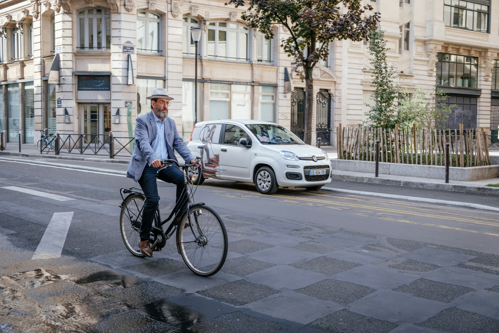 Unlocking the Benefits of a Cycling Lifestyle in Urban Environments